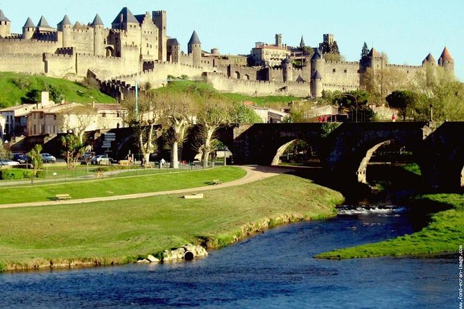 Excursion From Port Séte to the medieval city of Carcassonne - Choosing between the walls, castle, and lunch