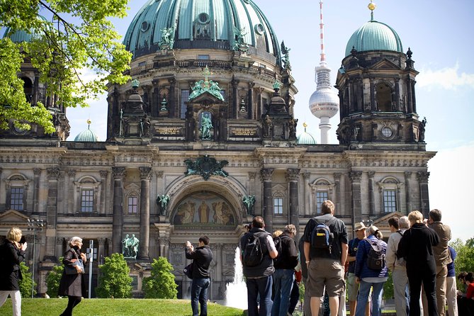 Explore Berlin Shore Excursion: Top Attractions Private Tour from Warnemuende - The Führerbunker site requires imagination