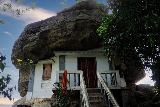 Explore Tangalle's History and Nature Private Shore Excursion - The 160-foot Buddha at Wewurukannala Vihara