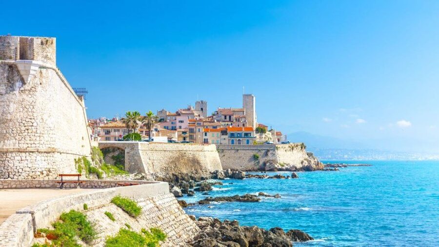 From Cannes:Shore excursion to Grasse,Antibes,St PauldeVence - Why Grasse makes a strong first stop