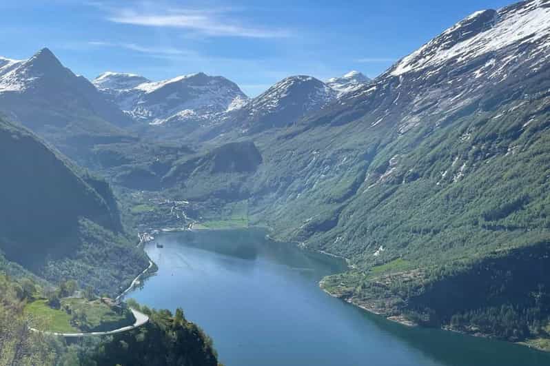 From Hellesylt: The Best of Geiranger Shore Excursion - Djupvatn and the climb toward Dalsnibba