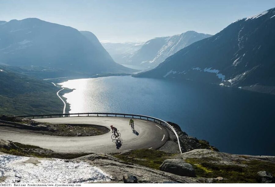 From Hellesylt: The Best of Geiranger Shore Excursion - How comfortable is the day on the bus?