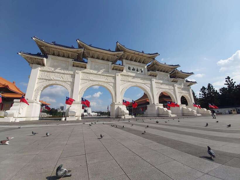 From Keelung: Private Taipei City Landmarks Shore Excursion - Should you book the Keelung shore excursion?
