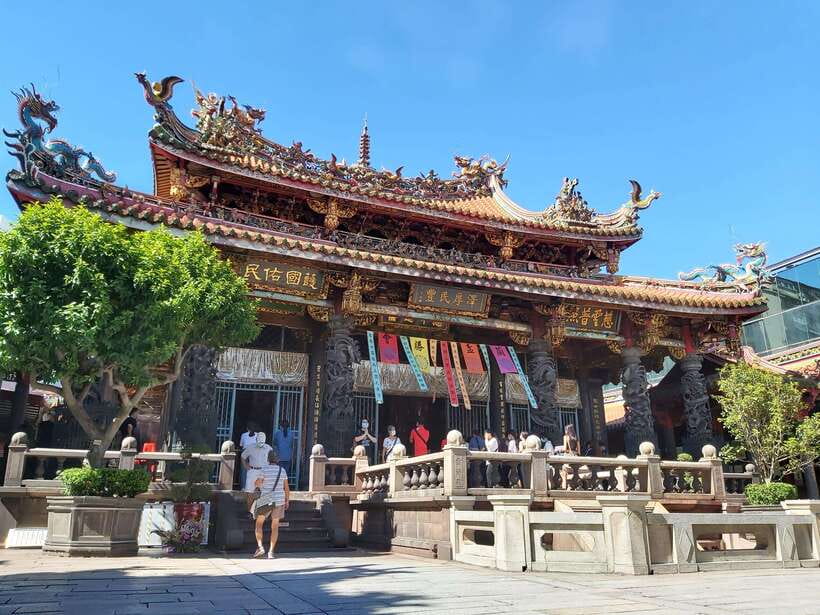 From Keelung: Private Taipei City Landmarks Shore Excursion - What the $608 price really buys
