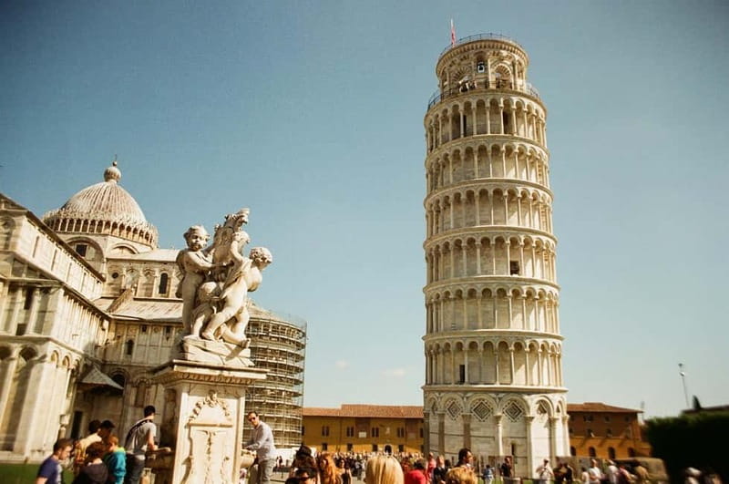 From La Spezia: Shore Excursion by Bus to Pisa - The walk from the bus to Piazza dei Miracoli