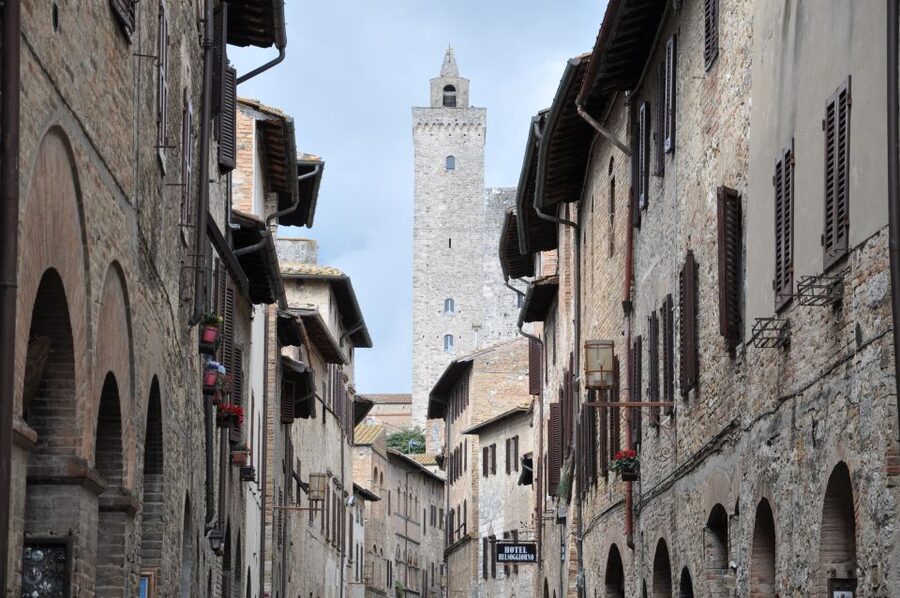 From Livorno: Shore Excursion to Chianti and San Gimignano - From Livorno to the Tuscan Hills