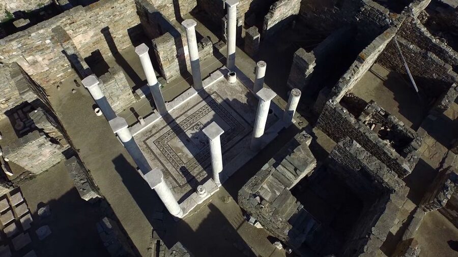 From Mykonos Cruise Port: Afternoon Delos Guided Tour - Why Delos is worth giving half a day