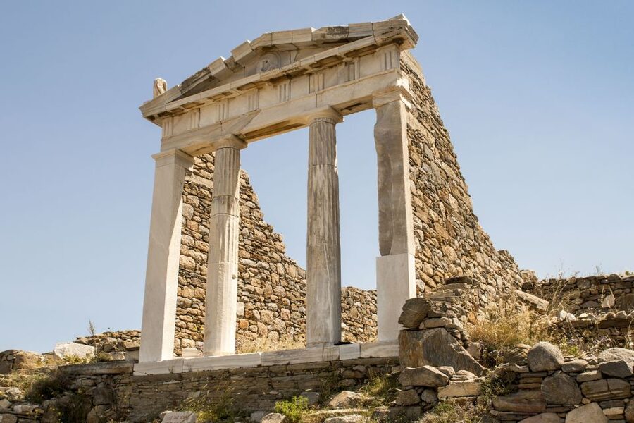 From Mykonos Cruise Port: Delos Guided Tour - Heat, shade, water, and what to carry