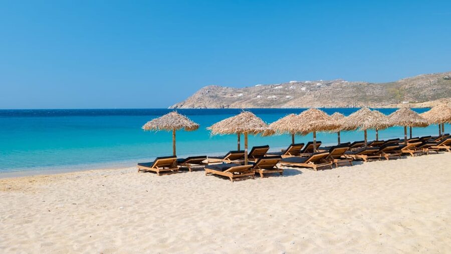 From Mykonos Cruise Port: Old Town Visit and Beach Getaway - What the lack of a town guide means