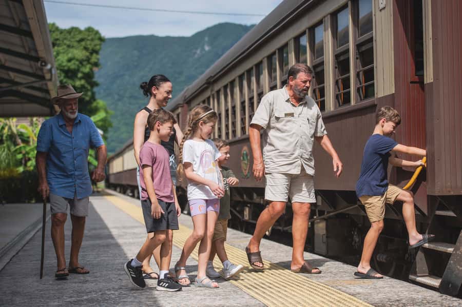 From Port Douglas: Kuranda via Scenic Rail or Skyrail Option - Weather, closures, and useful planning tips