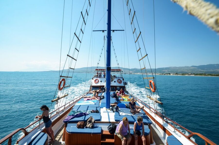 From the Port of Kos: Full Day Boat Cruise to 3 Islands - A full day from Kos, with the sea doing most of the work