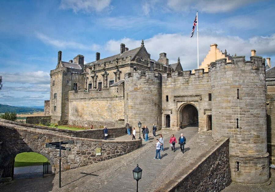 Greenock Cruise Terminal; Stirling Castle and District Tour - The drive to Stirling is part of the experience