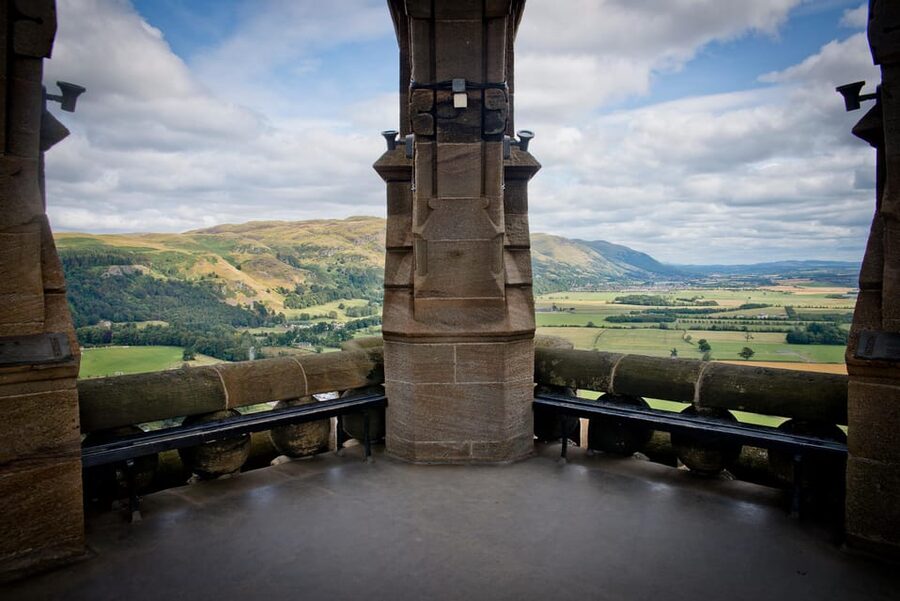 Greenock Cruise Terminal; Stirling Castle and District Tour - Loch Lomond and Luss bring the best scenery