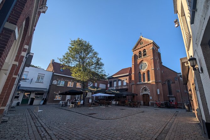 Guided Antwerp Port Tour, in your Car or Minibus - Berendrecht Lock: the port’s giant doorway