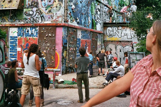 Guided bike tour Hamburg with neat city bikes, cruisers, mountain bikes - Key points to know before you book