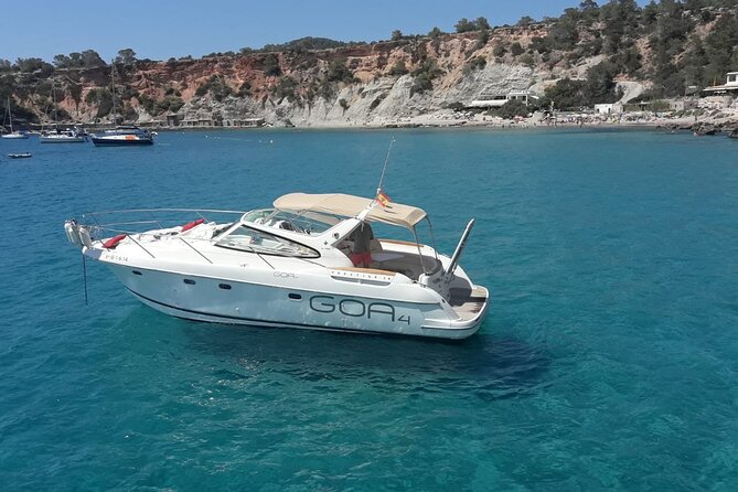 Half-day cruise. St.Antonio Shore Excursion: Paddle, Swim and Beach Tour - Cruising toward Cala Bassa