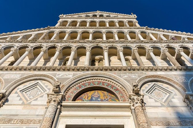 Half Day Shore Excursion: Pisa And The Leaning Tower From Livorno - Walking through the Santa Maria gate
