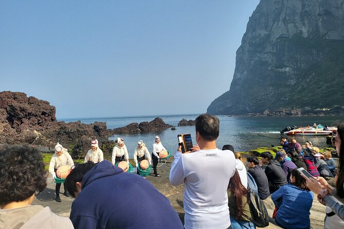 Half or Day Tour For Cruise customers arriving at Gangjeong Port - Seogwipo Maeil Olle Market for a taste of daily life