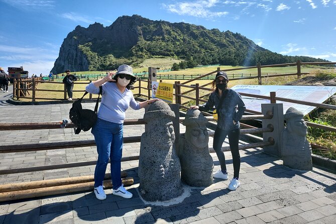 Half or Day Tour For Cruise customers arriving at Jeju City Port - Jeongbang Waterfall and the sea below