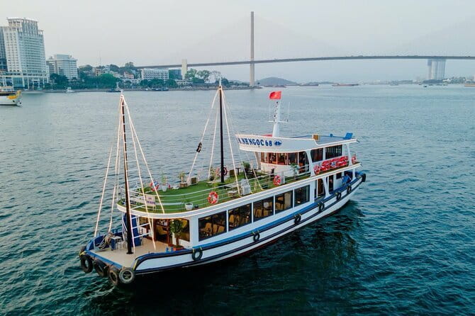 Halong Bay Shore Excursion 6 Hour Private Cruise from Cruise Port - Key details before you book
