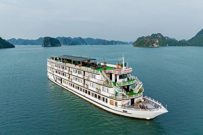 Halong Bay Shore Excursion: Full Day Cruise Tour from Cruise Port - The optional speedboat ride