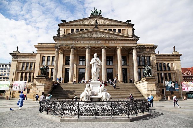 Hamburg Shore Excursion: Private Berlin Day Trip - Berlin Wall remains and the story of a divided nation
