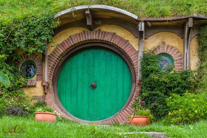 Hobbiton Movie Set Shore Excursion from Tauranga (6 Hours) - Who will enjoy this most?