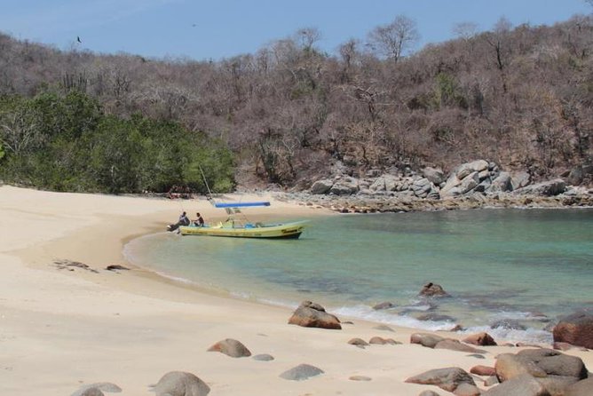 Huatulco Shore Excursion: Seven Bays Private Tour - Meeting New Adventure at the Water