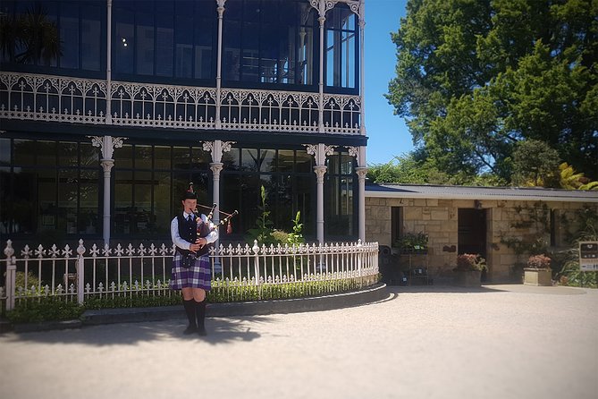 Iconic Shore Excursion: Iconic Larnach Castle Tour - Baldwin Street supplies the tour’s easy laugh