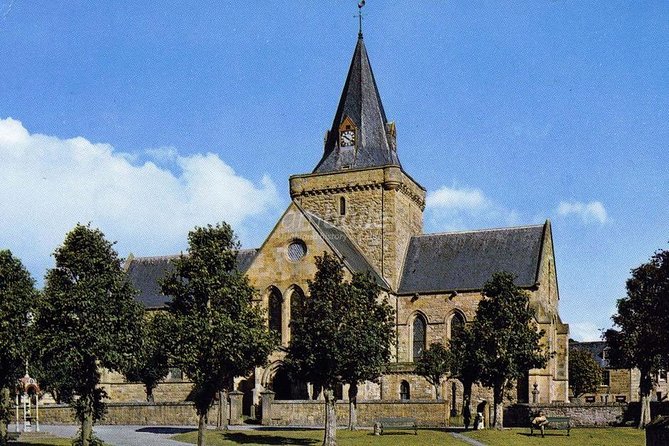 INVERGORDON PORT Tour Dunrobin, Dornoch & Distillery - Dornoch, cathedral, and local browsing