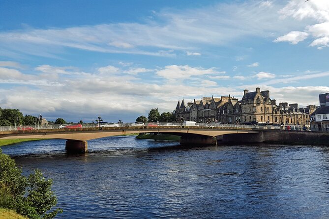 Invergordon Shore Excursion: Inverness, Cawdor Castle & Whisky - A wide Highland sampler from Invergordon
