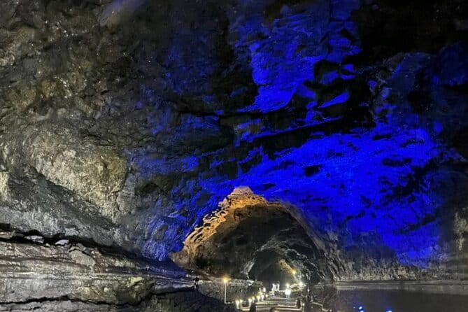 Jeju Cruise Ship gangjung Port PRIVATE tour for all group sizes - Jusangjeolli’s hexagonal stone columns