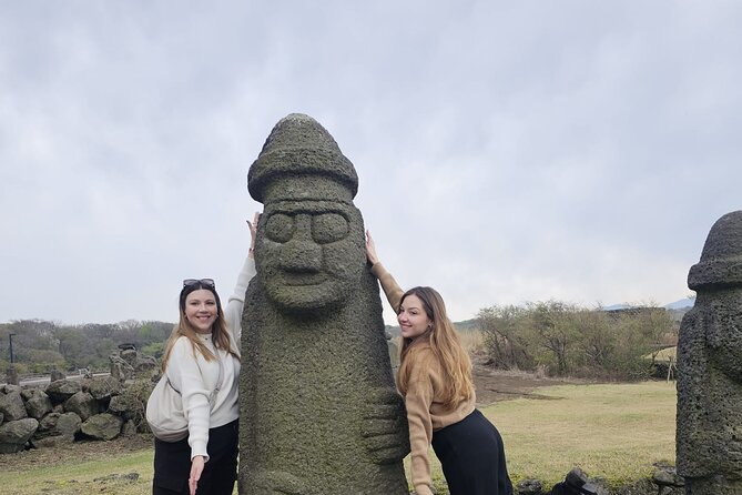 Jeju Private Day Tour with Jeju Cruise Terminal Pickup - A private route built around Jeju’s eastern sights
