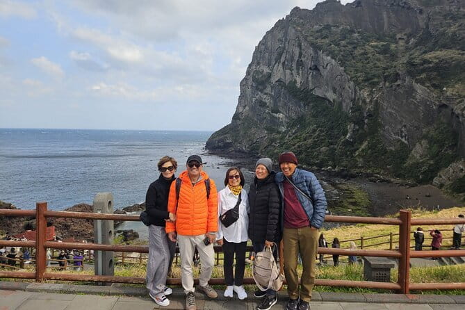 Jeju Private Half-Day Tour for Cruise Customers - Jeju Stone Park and the island’s stone stories