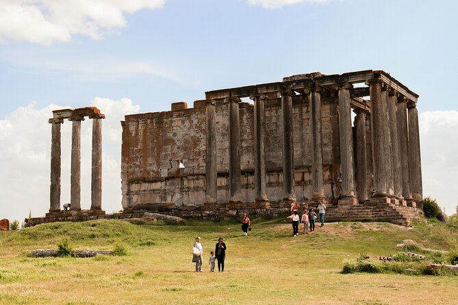 Katakolon: Olympia Highlights Shore Excursion - The ancient stadium and the limits of the visit