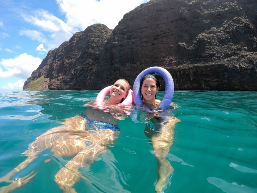 Kauai: Napali Coast Sail & Snorkel Tour from Port Allen - Who will enjoy this most