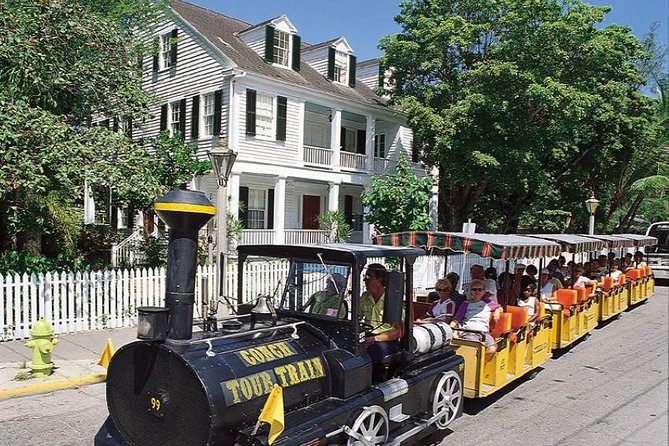 Key West Shore Excursion: Conch Tour Train - Key West Aquarium and the Southernmost Point