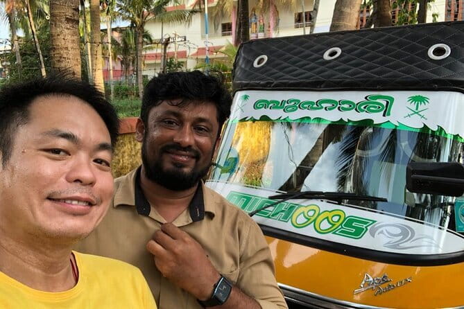 Kochi Tuk-Tuk Sightseeing Tour with Cruise Ship Pickup - Colonial Kochi at the Dutch Cemetery and St. Francis Church