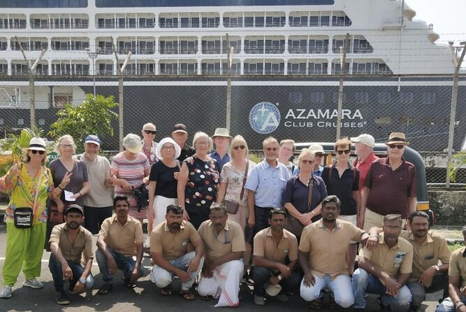 KOCHI Tuk-tuk tours with Pickup from Cruise Ships - Dutch Cemetery and the oldest European church