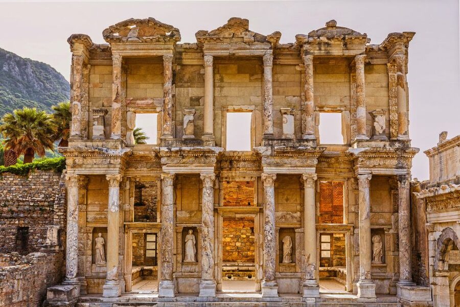 Kusadasi Cruise Port: Best of Ephesus Tour | Skip-The-Line - Lunch and the Carpet Cooperative Stop
