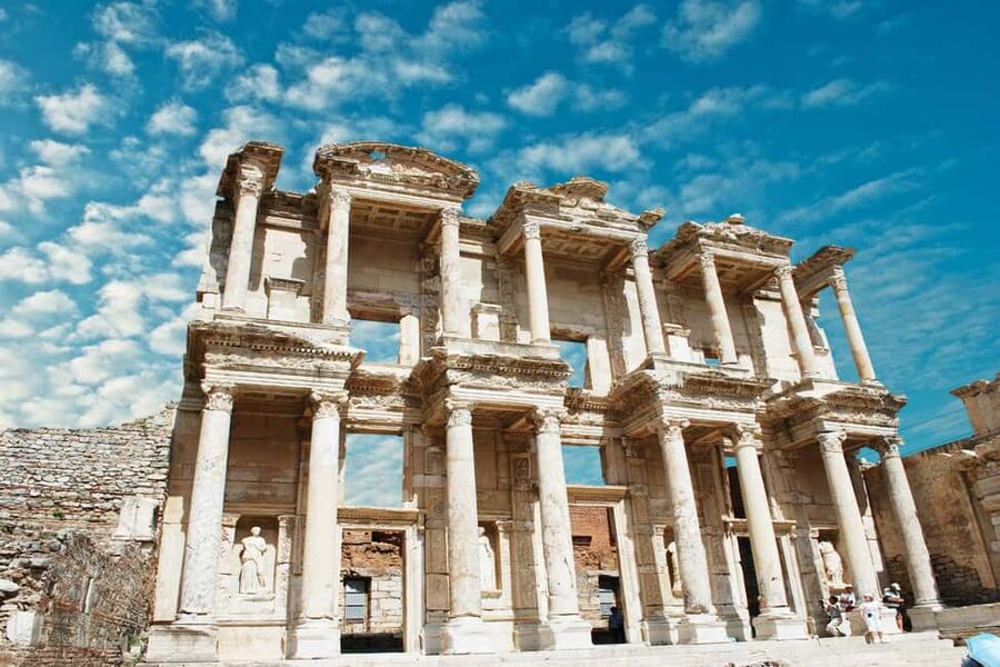 Kusadasi: Ephesus and Virgin Mary Tour for Cruise Guests - The House of the Virgin Mary above Ephesus