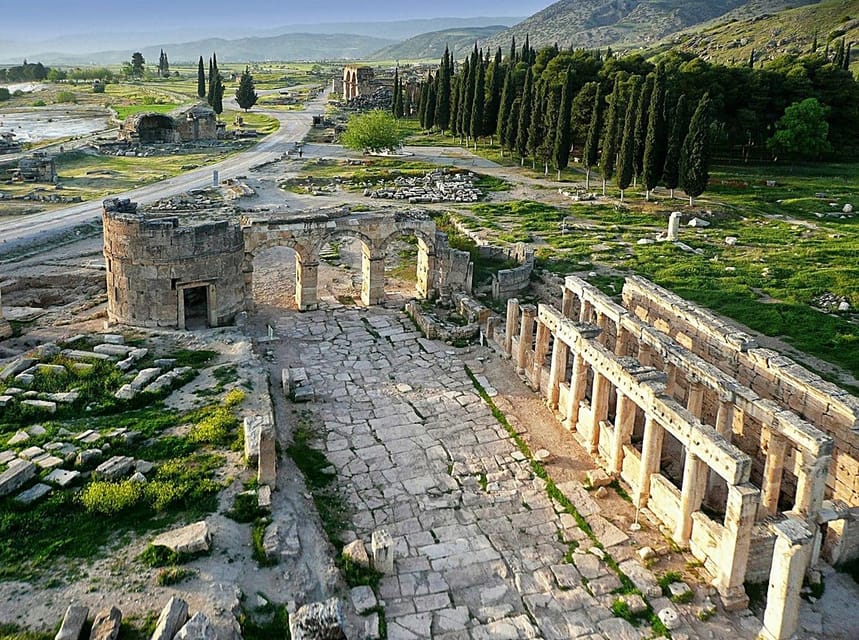 Kusadasi: Pamukkale Private Tour for Cruise Passengers - The long road from Kusadasi to Pamukkale