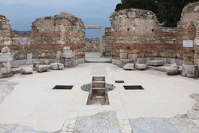 Kusadasi Shore Excursion: Private Tour to Ephesus including Basilica of St John and Temple of Artemis - The guide can make or break the day