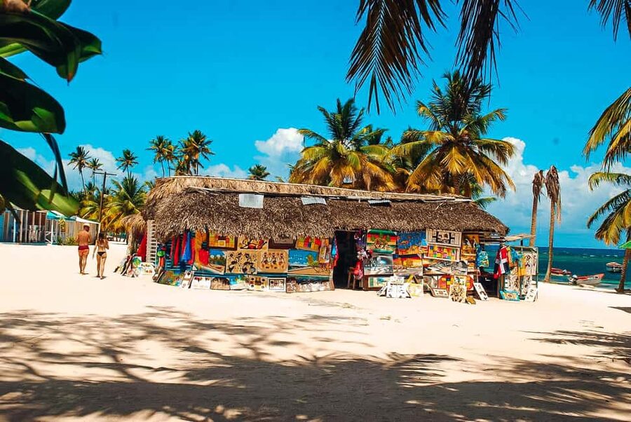 La Romana: Saona Crusoe VIP for cruise guests - What the $139 price really covers