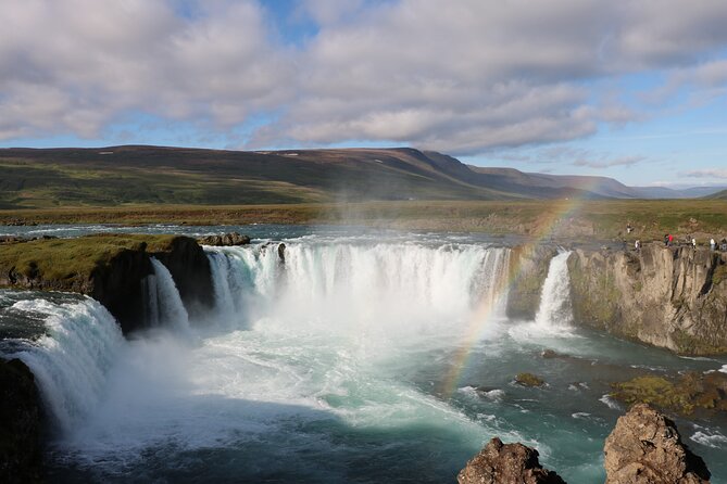 Lake Mývatn and Goðafoss Shared Shore Excursions - Dimmuborgir is a maze of black lava