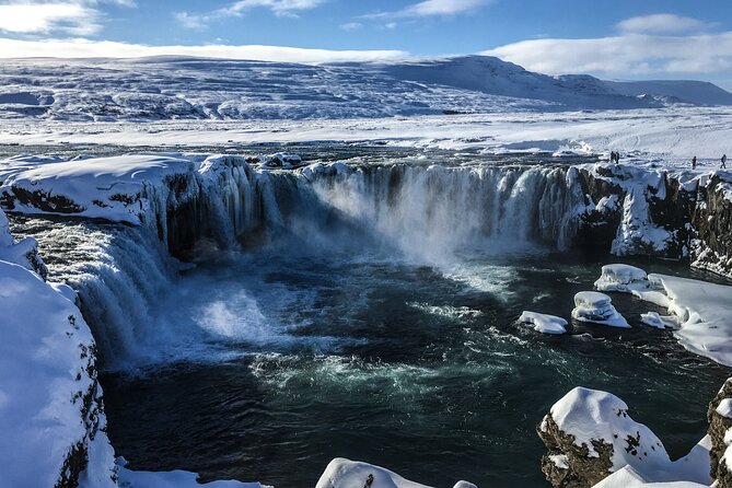 Lake Myvatn and Godafoss Waterfall for Cruise Ships from Husavik - Myvatn shows Iceland’s volcanic side