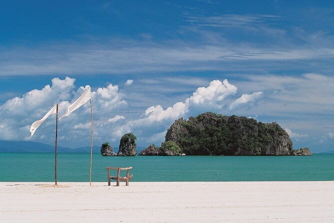 Langkawi Island Shore Excursions For Cruise Ship Traveler - Oriental Village is more than a cable-car entrance