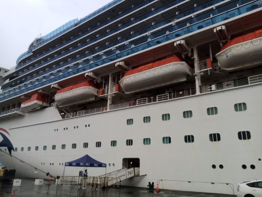 Lautoka Cruise Ship Tour - Meeting your driver inside Lautoka port