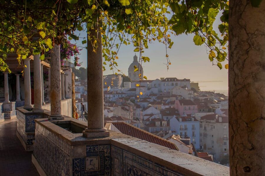 Lisbon: Early Morning TukTuk Tour - hotel/cruise ship pickup - Alfama, the cathedral, and Lisbon’s first viewpoints