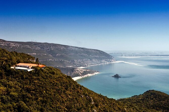 Lisbon Shore Excursion: Private Lisbon, Sesimbra and Arrábida with Wine Tasting - Lisbon to the Arrábida coast in one day